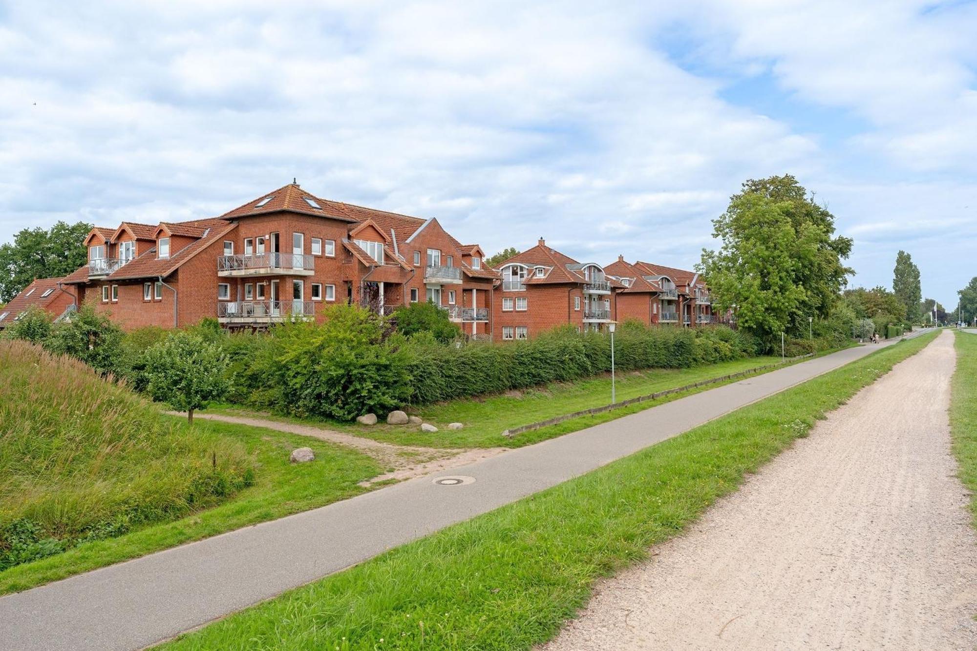 Ferienwohnung Ostseebutt Mit Terrasse Im Kaiserhof 2 Kellenhusen Exterior foto