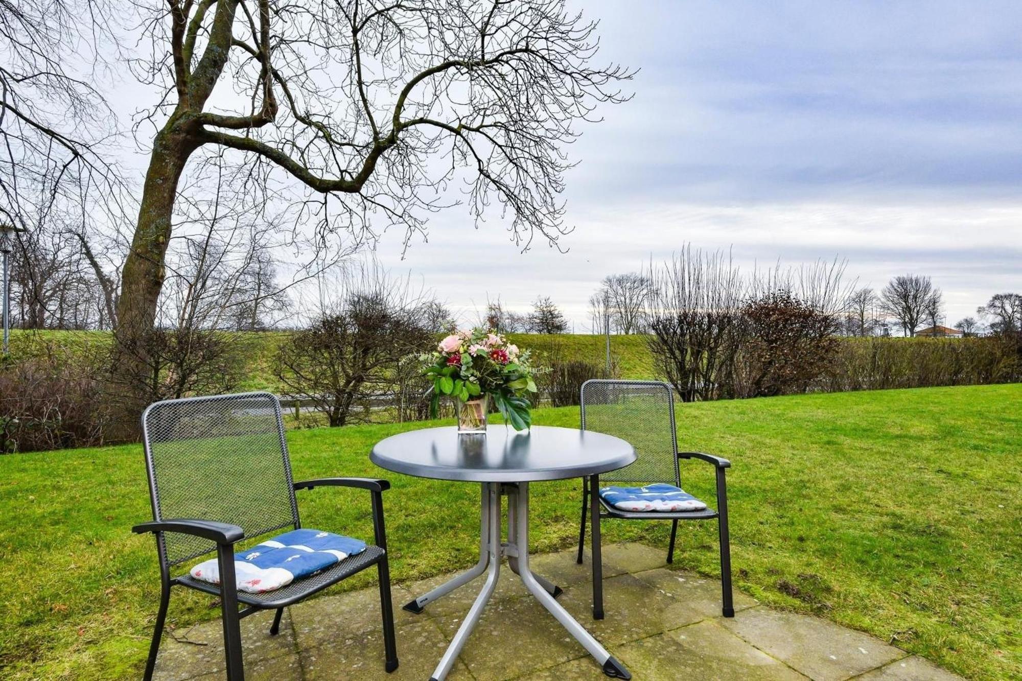 Ferienwohnung Ostseebutt Mit Terrasse Im Kaiserhof 2 Kellenhusen Exterior foto